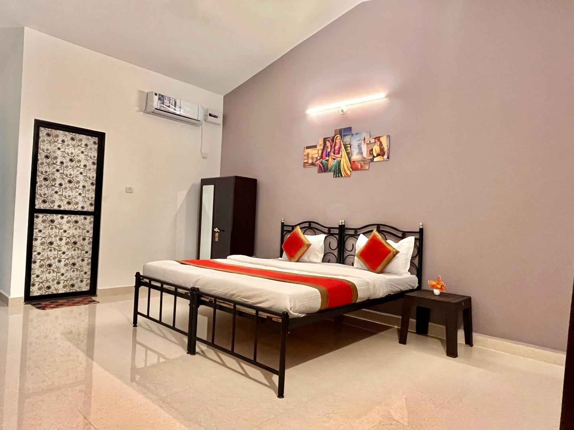 St. Anthony Guest House. Guest house Anjuna